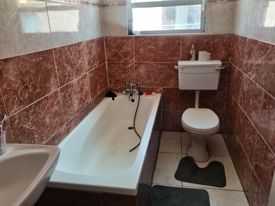 2 Bedroom Property for Sale in Motherwell Nu7 Eastern Cape